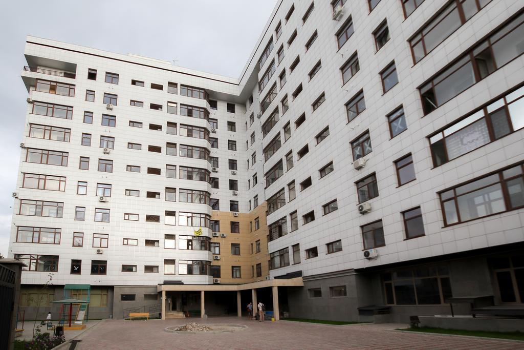 Oscar'S Apartments Bishkek Luaran gambar